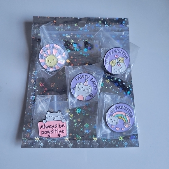 Squishmallow and Cute Stationary Mystery Box - Large - Picture 9 of 9